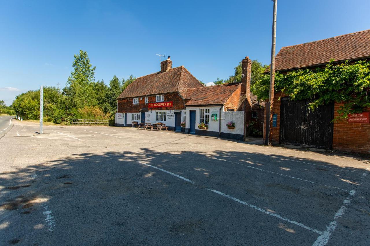 The Woolpack Glamping Maidstone Exterior foto