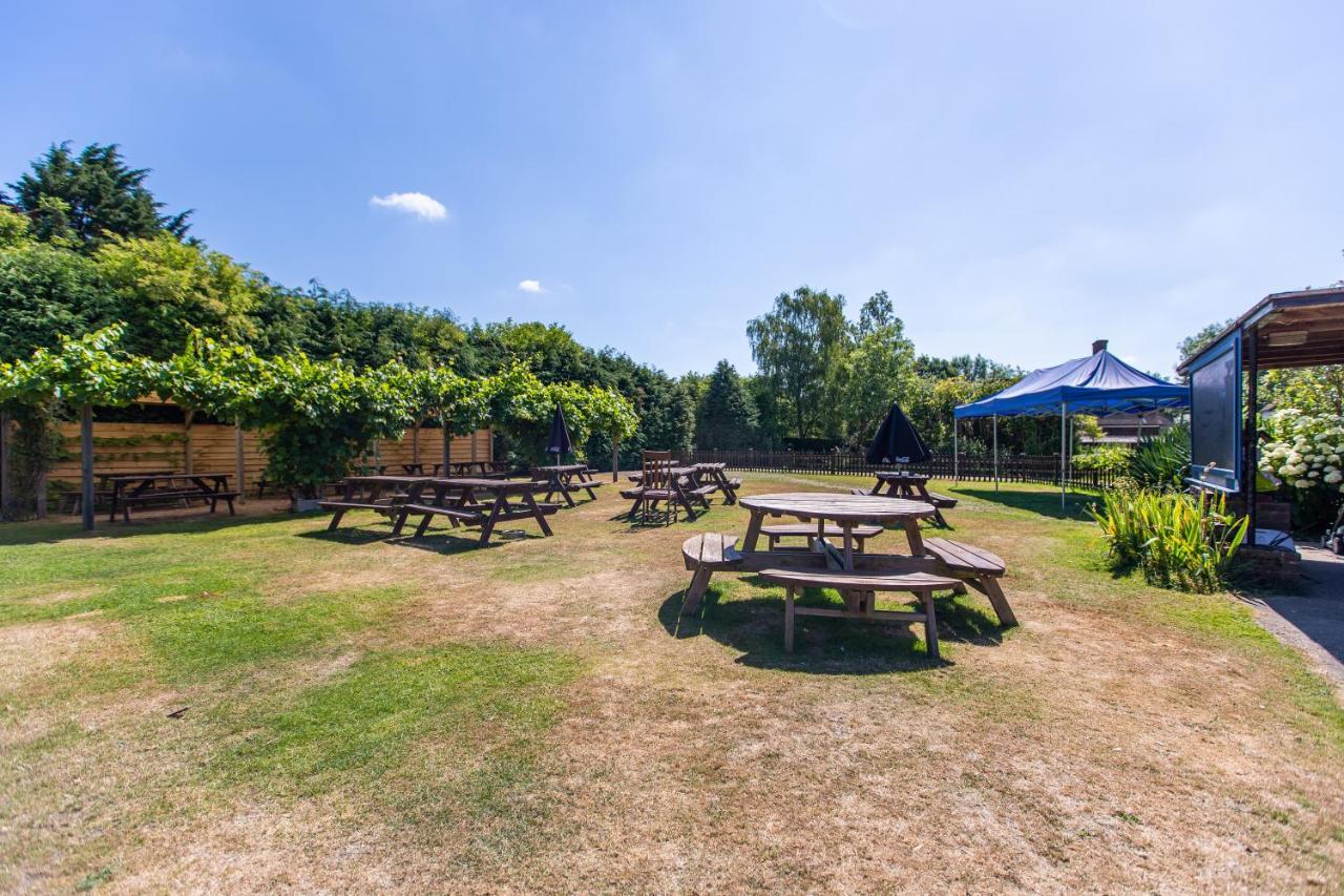 The Woolpack Glamping Maidstone Exterior foto